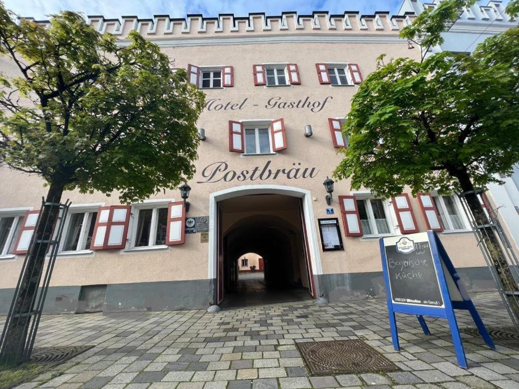 Hotel-Gasthof Postbraeu Dingolfing Exterior foto